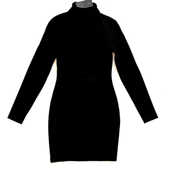 Guess Dresses & Skirts - NWT *FREE* with any purchase over $30